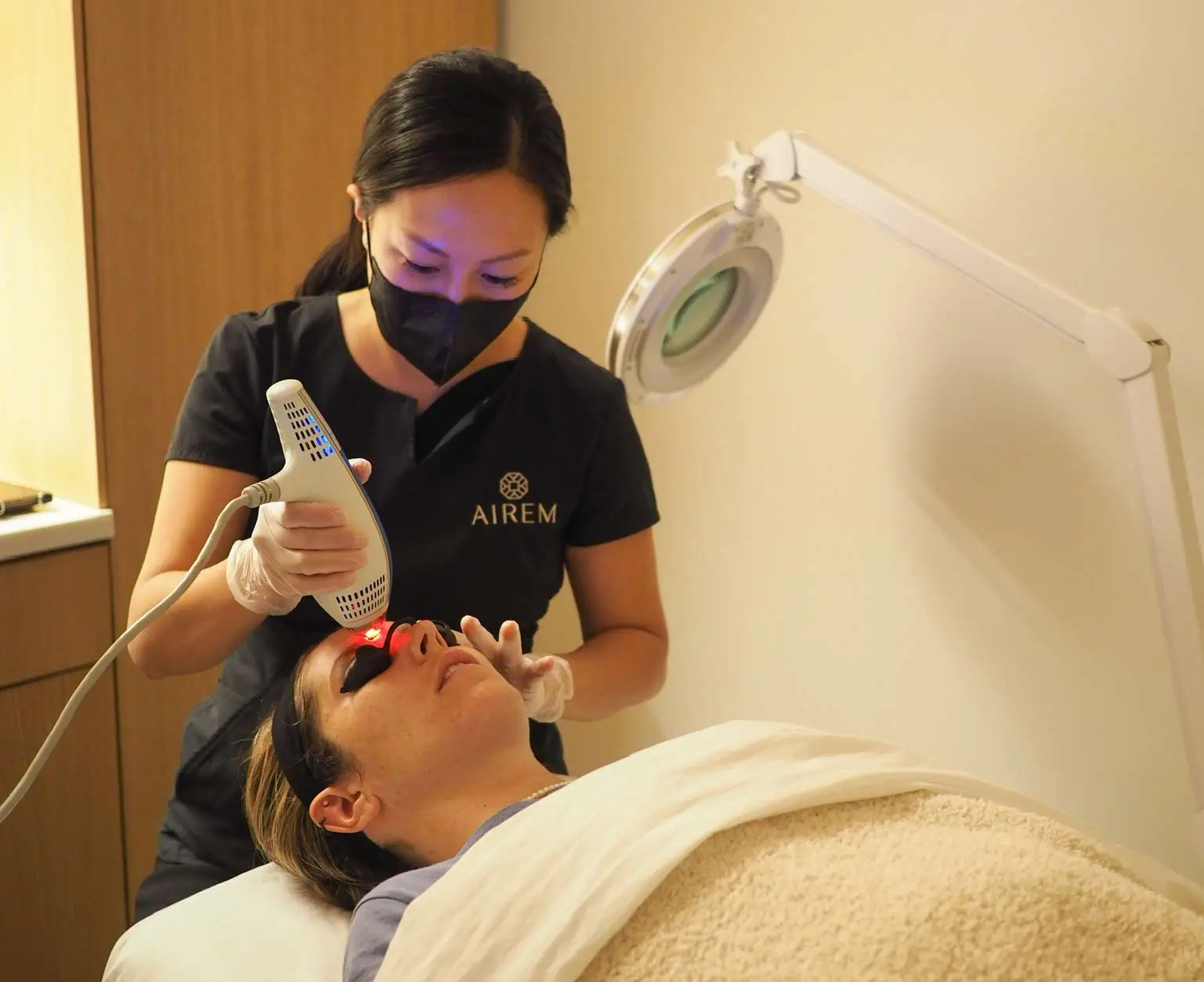 SkinEven Airem Modern Beauty Rituals